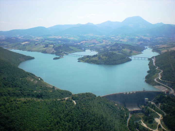 Meer van Cingoli - Lago di Cingoli | Secret World Trip Planner