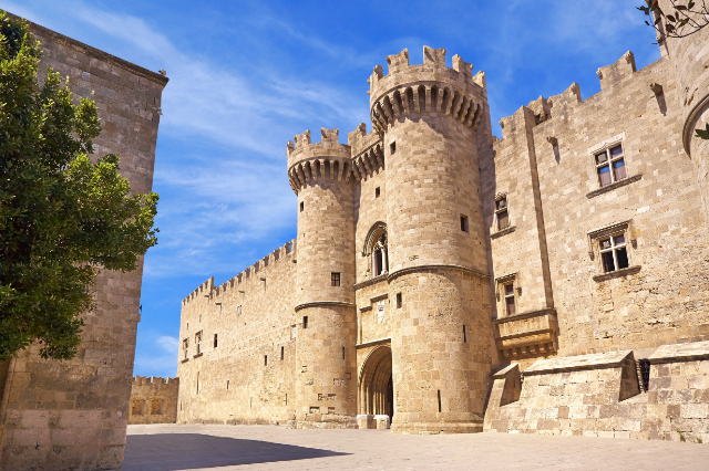 Città vecchia di Rodi: dove ogni pietra racconta una storia - Rodos | Secret World Trip Planner