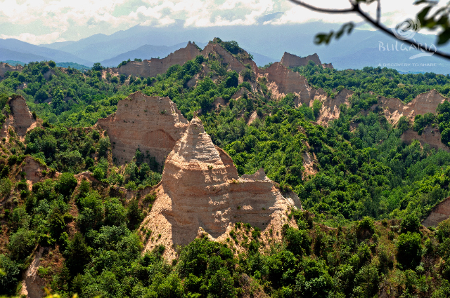 Piramidi di arenaria di Melnik - Sandanski | Secret World Trip Planner