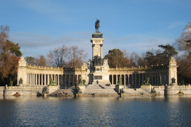 Парк Эль-Ретиро - Madrid | Secret World Trip Planner