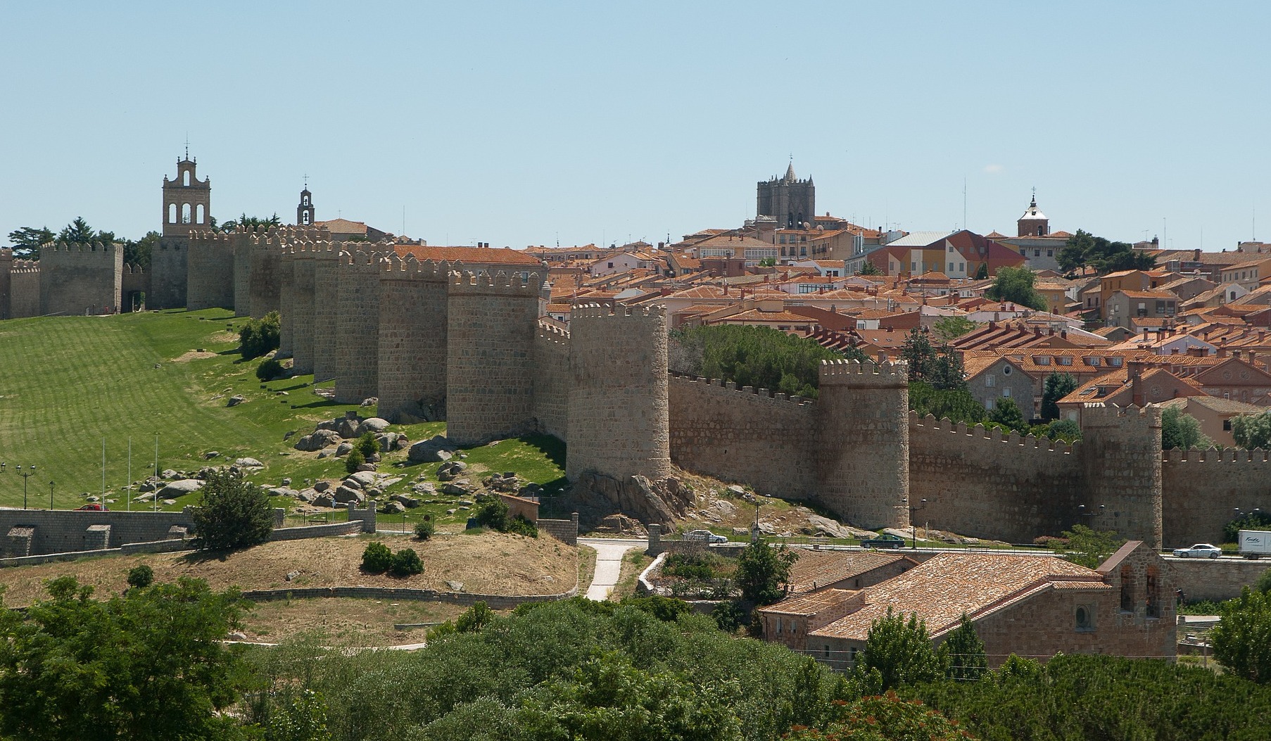 Avila e le sue spendide Mura medievali — Ávila