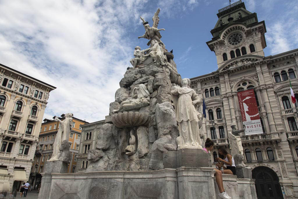 Triëst: Fontein van de Vier Continenten — Trieste