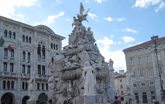 Triëst: Fontein van de Vier Continenten - Trieste | Secret World Trip Planner