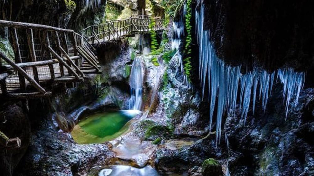 Jaskinie Caglieron - Via Grotte del Caglieron | Secret World Trip Planner