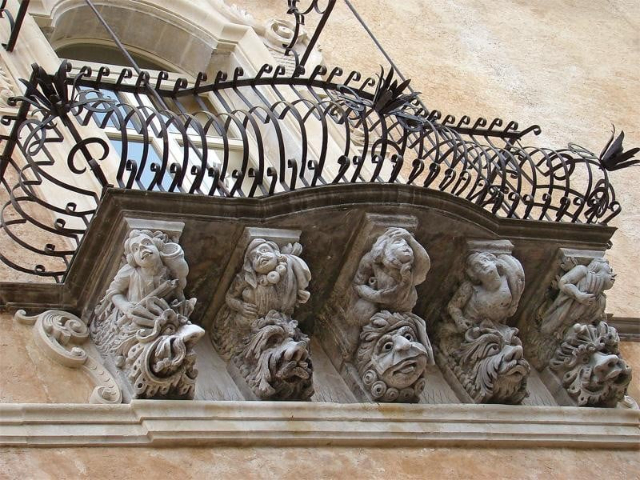 Cosentini-paleis - Ragusa | Secret World Trip Planner