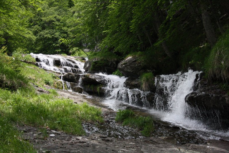 Vallei van 100 watervallen - Cesacastina | Secret World Trip Planner