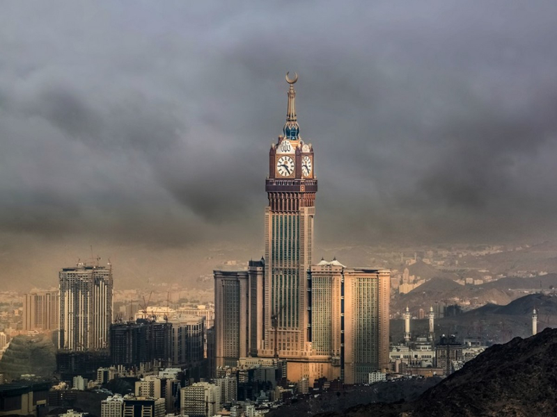 O Relógio Real de Makkah - Makkah | Secret World Trip Planner