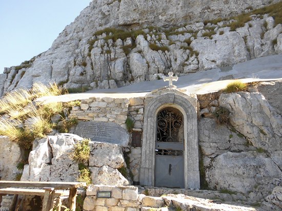 Nuestra Señora de las Nieves y su leyenda - Piaggine | Secret World Trip Planner
