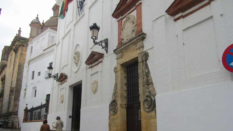 Um Carm - Carmona | Secret World Trip Planner