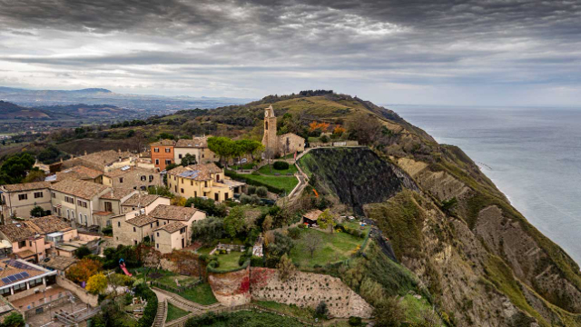 Dorp van Casteldimezzo - Casteldimezzo | Secret World Trip Planner