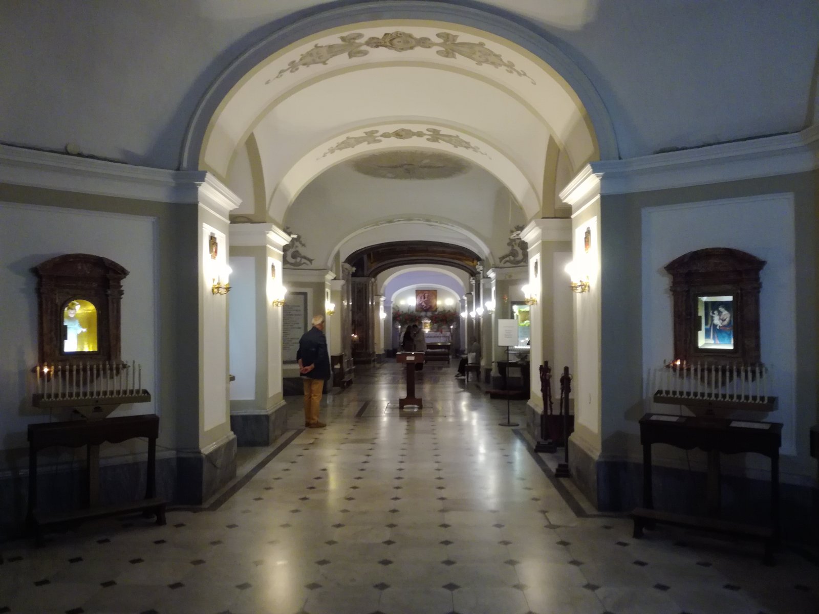 San Gaetano y los belenes napolitanos - Napoli | Secret World Trip Planner