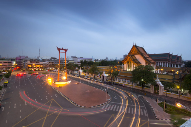 De Reuzenschommel - Khet Phra Nakhon | Secret World Trip Planner