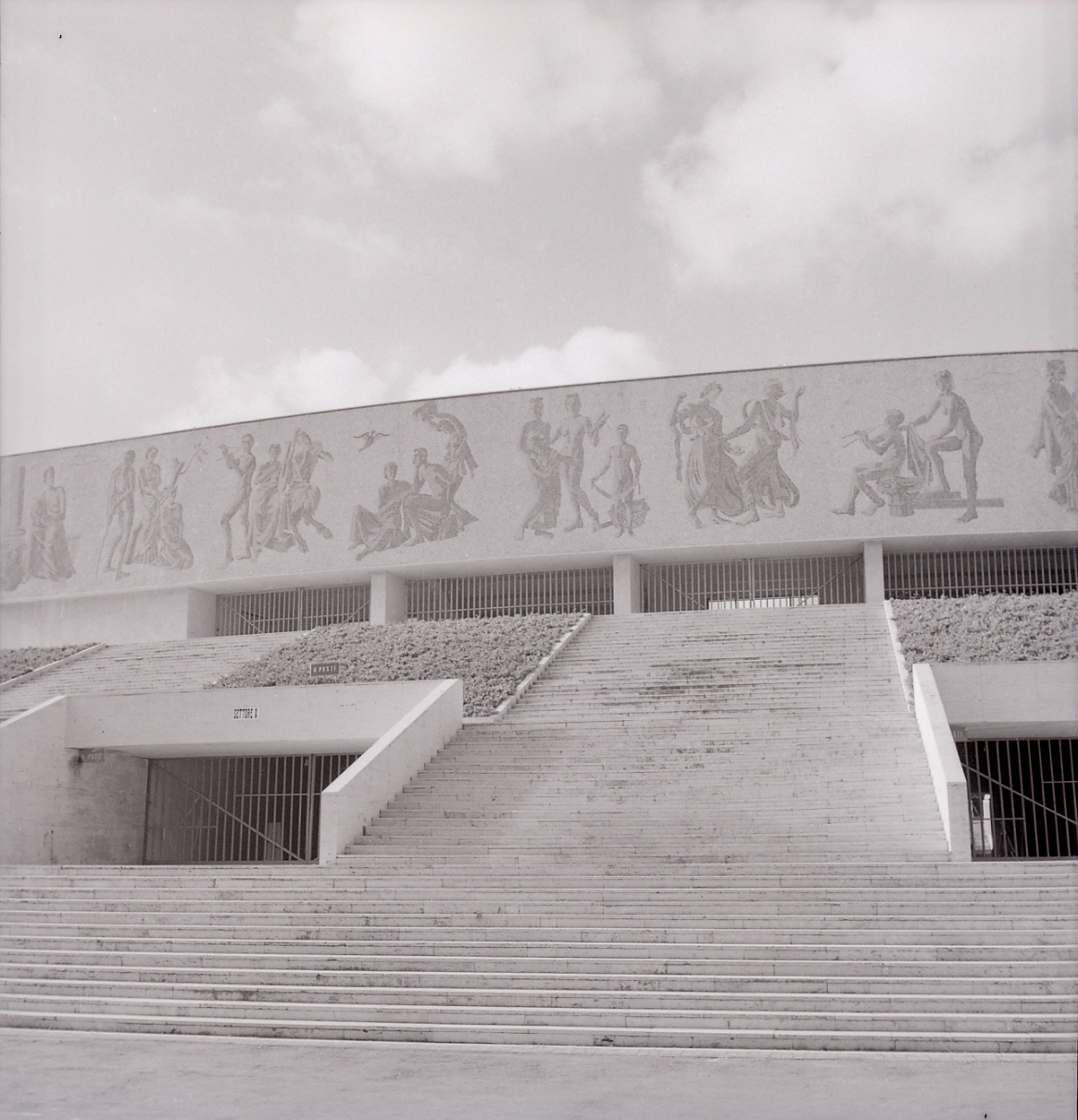 Arena Flegrea，意大利南部最大的剧院 - Napoli | Secret World Trip Planner