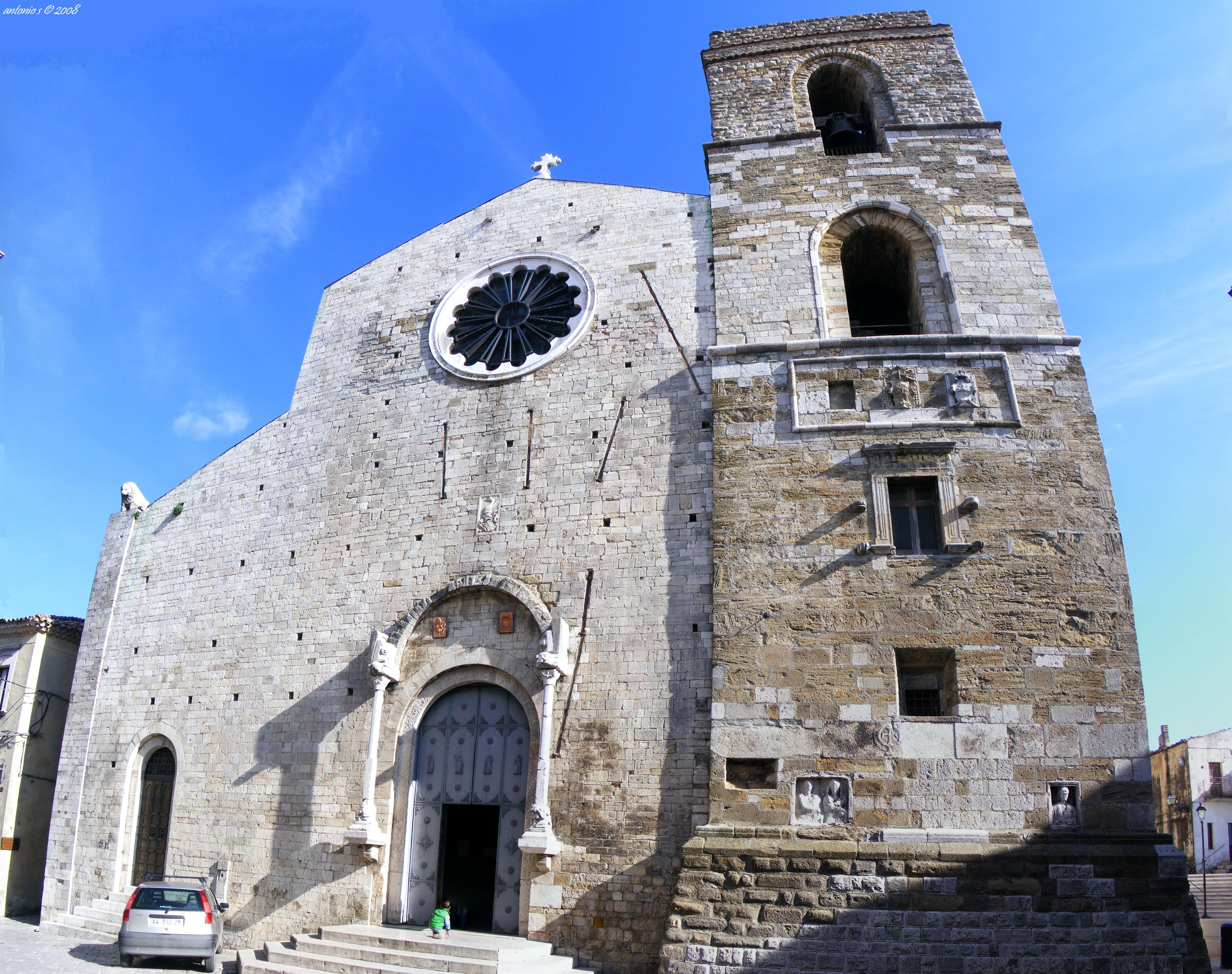 Kathedraal van Sint Maria van de Assumptie en Sint Canio Bisschop - Acerenza | Secret World Trip Planner