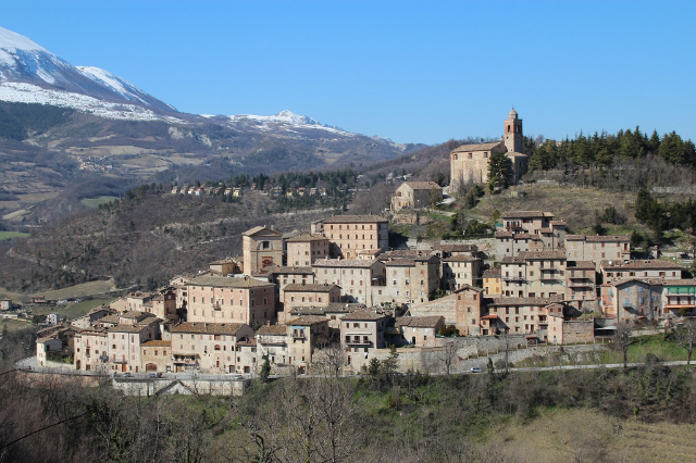 Montefortino i legenda o Monte Sibilla - Montefortino | Secret World Trip Planner