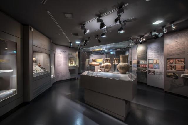 Muzeum Sztuki Cykladzkiej - Athina | Secret World Trip Planner