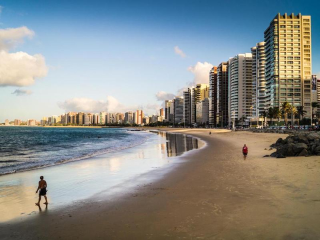 Iracema海滩 - Praia de Iracema | Secret World Trip Planner