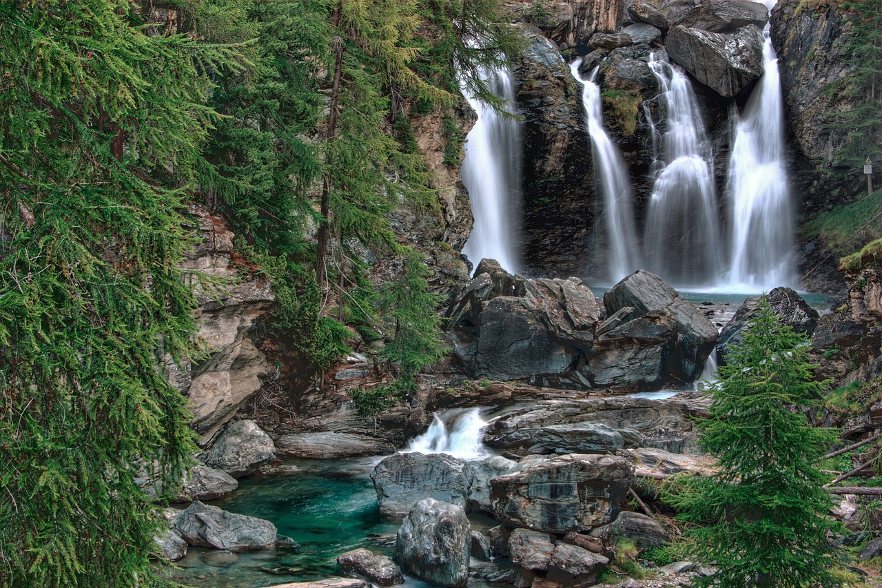 Cogne | Chutes de Lillaz - Lillaz, Cogne | Secret World Trip Planner