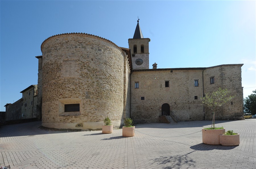 Kerk Santa Marina - Castel Ritaldi | Secret World Trip Planner