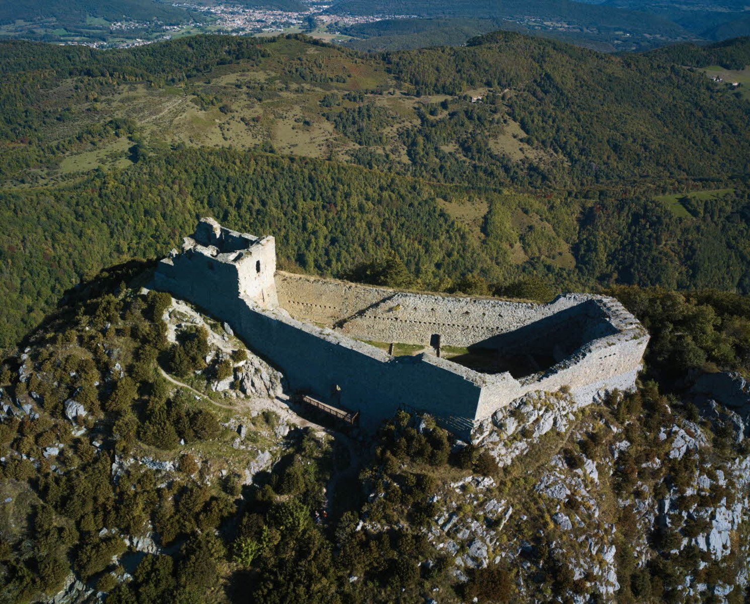 Castillo de Montsegur - Montségur | Secret World Trip Planner