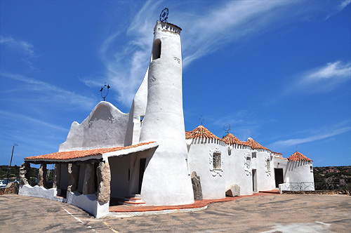 Stella Maris a Igreja de Porto Cervo-segredo secreto - Porto Cervo | Secret World Trip Planner