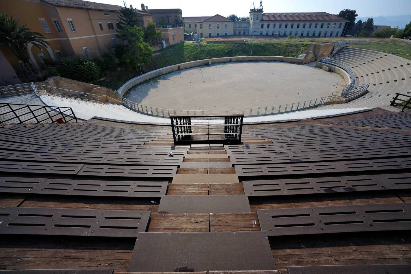 Römisches Theater von Chieti - Chieti | Secret World Trip Planner