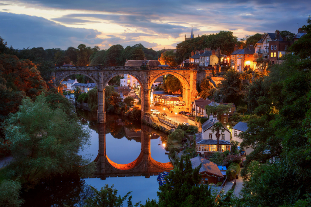 クナレスボロ - Knaresborough | Secret World Trip Planner