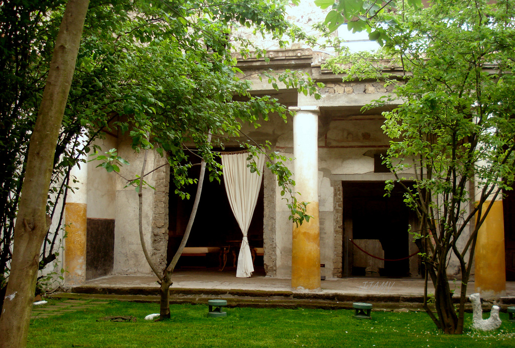 Huis van Julius Polybius - Via dell’Abbondanza | Secret World Trip Planner
