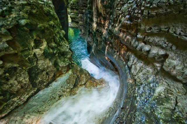 27 다마하과 폭포 - Damajagua | Secret World Trip Planner