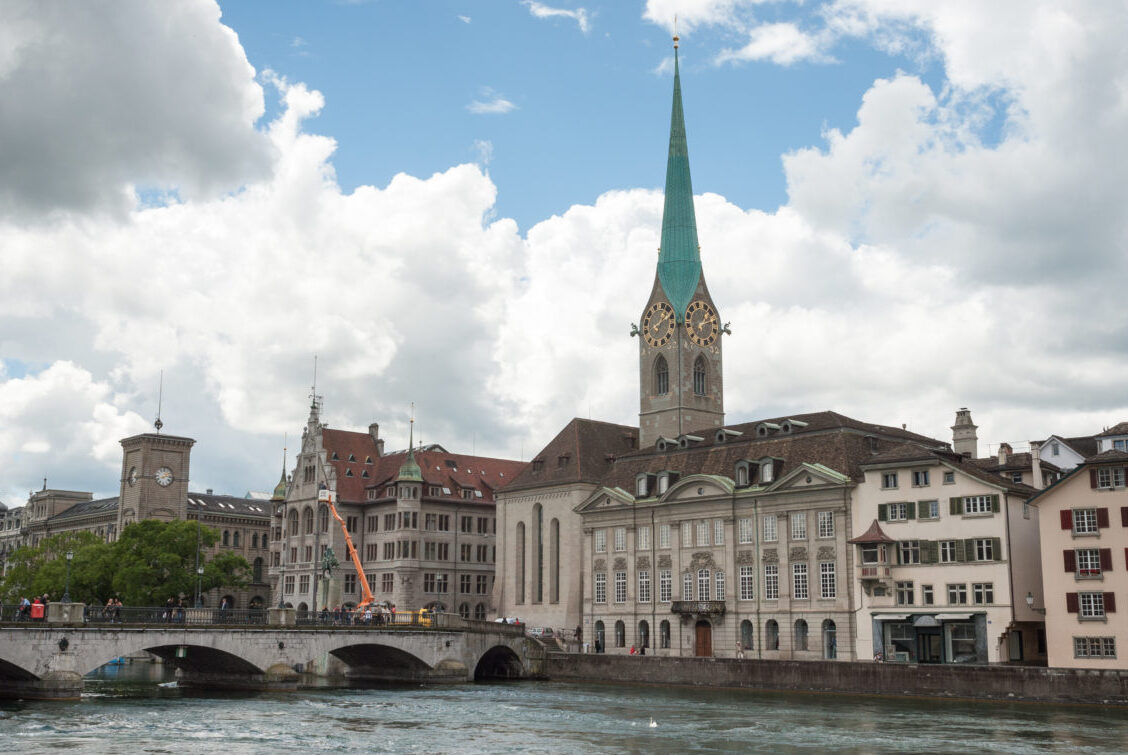 Fraumunster, conhecida como a Igreja das mulheres — Zürich