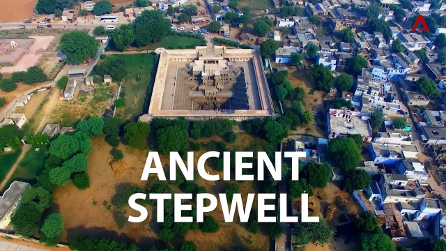 Scendere nel mistero: L'enigmatico Chand Baori - Bandikui | Secret World Trip Planner