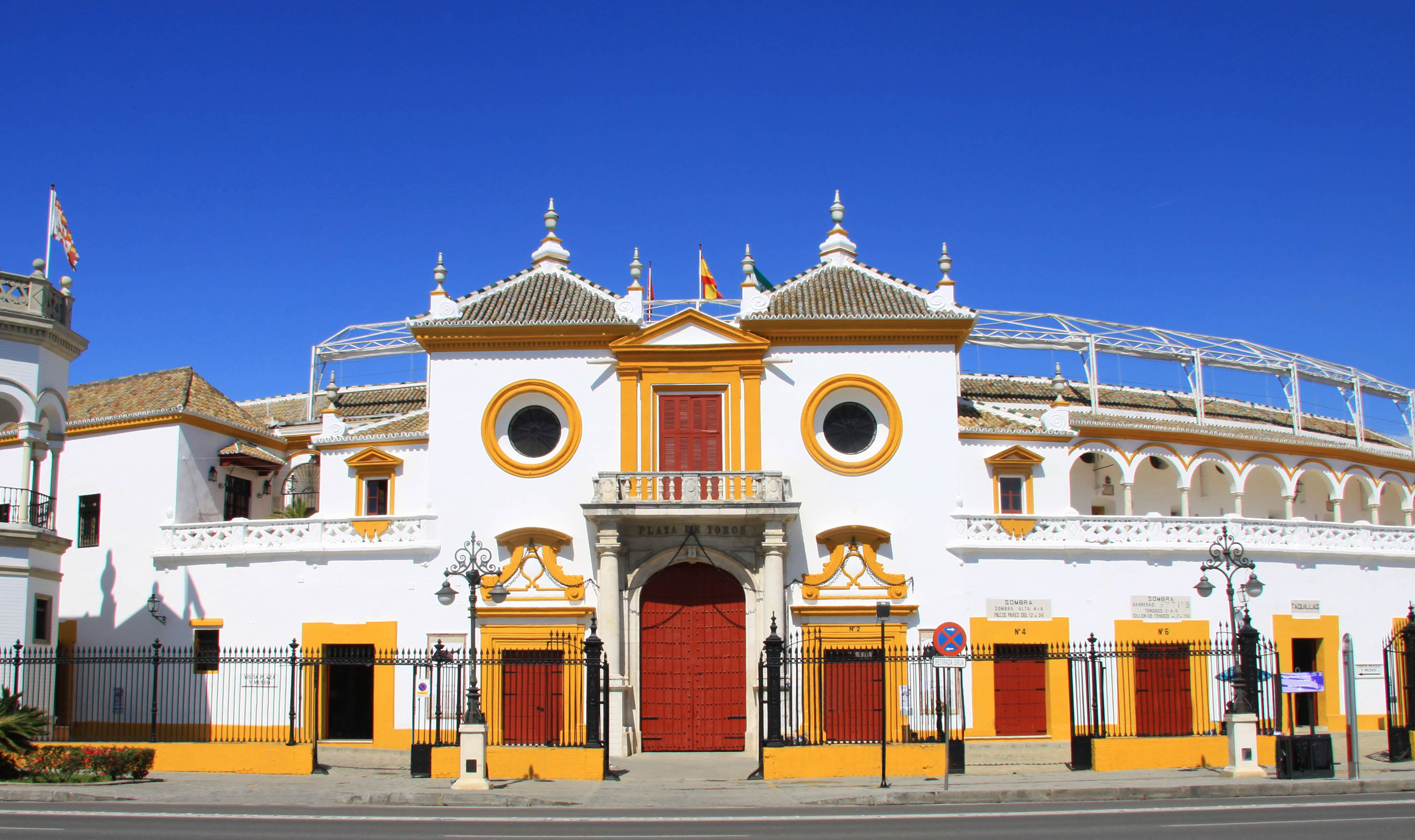 Stierkampfarena Maestranza - Sevilla | Secret World Trip Planner
