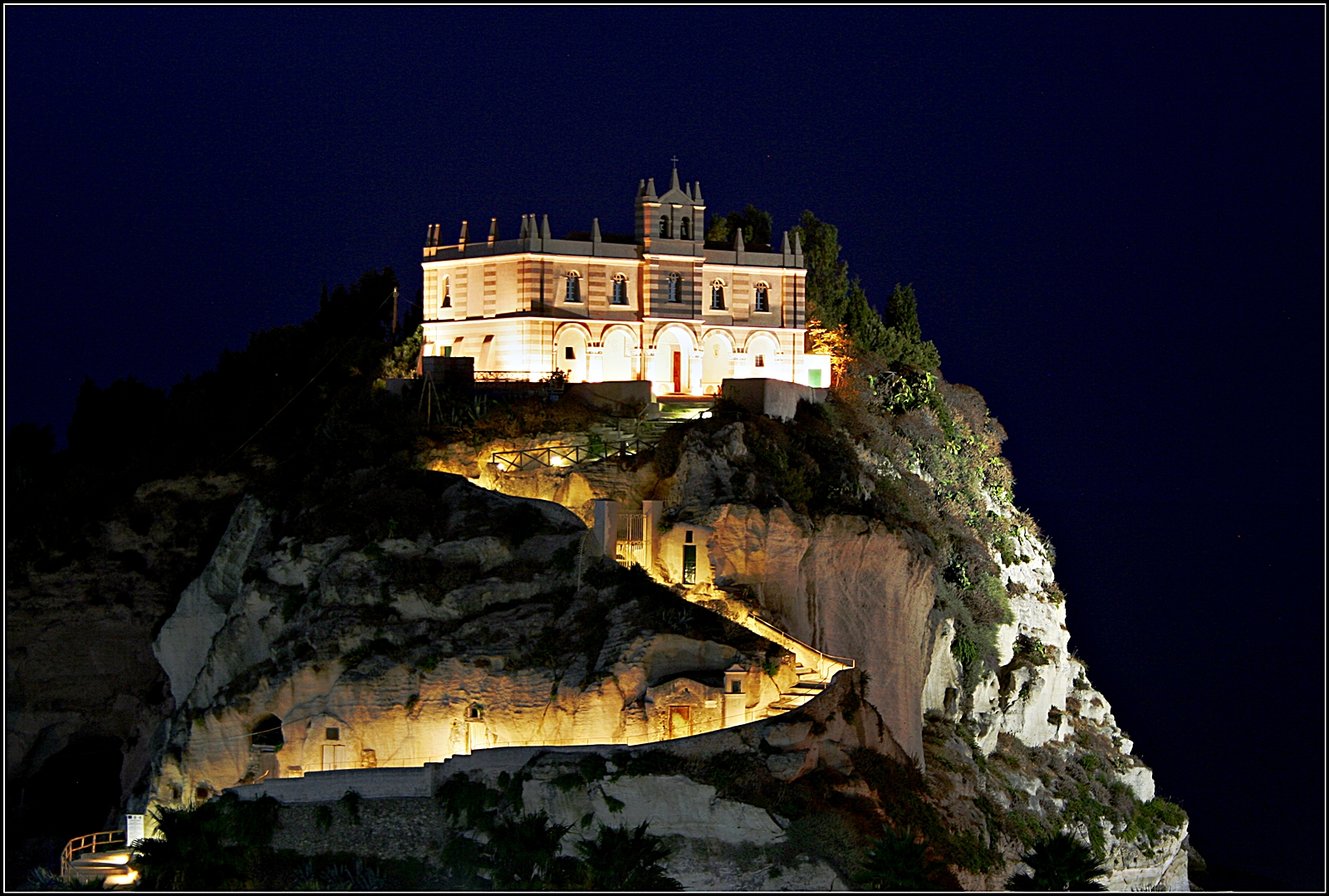 S.岛的玛丽 - Tropea | Secret World Trip Planner