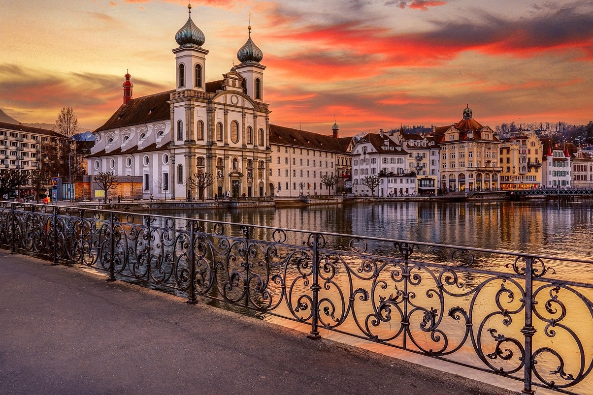 Urok Lucerny jest legendarny - Lucerna | Secret World Trip Planner