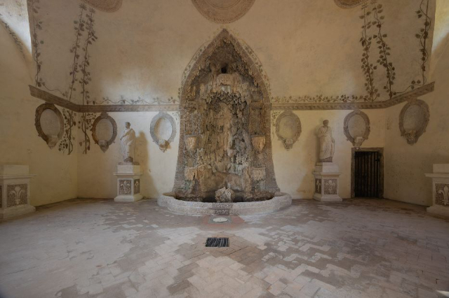 Chuva Nymphaeum - Roma | Secret World Trip Planner