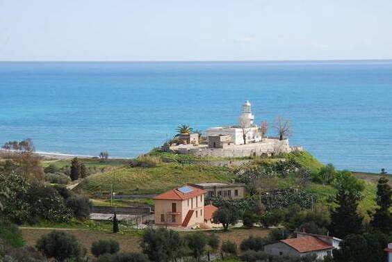 Calabria | Faro di Punta Stilo - Punta Stilo | Secret World Trip Planner