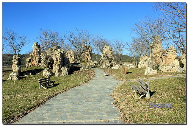 Pedra da Ninfa - Nymfopetra | Secret World Trip Planner