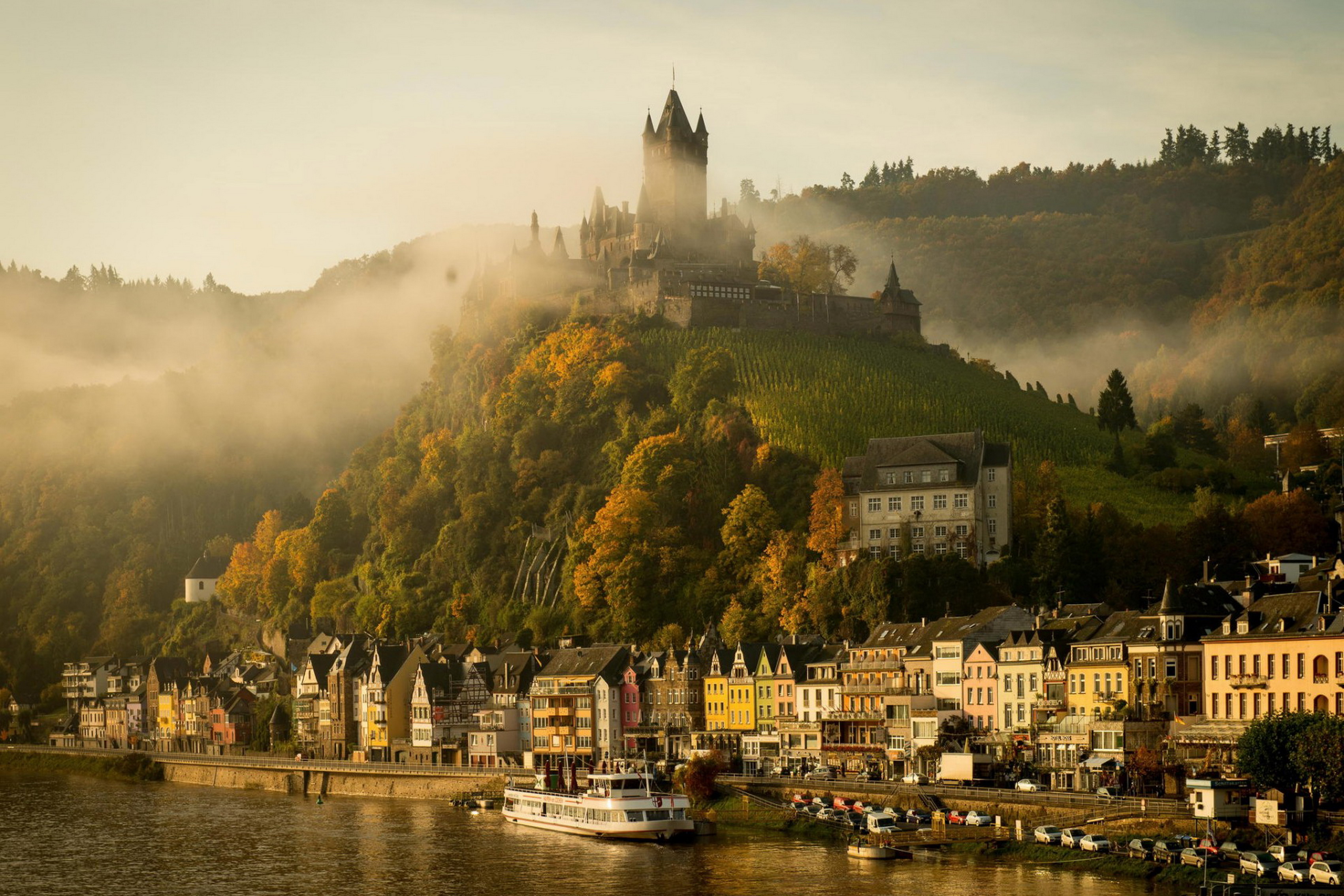 Burg Cochem - Cochem | Secret World Trip Planner