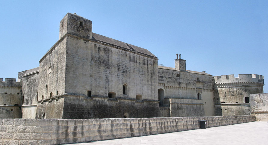 Acaya, la ville fortifiée - Acaya | Secret World Trip Planner