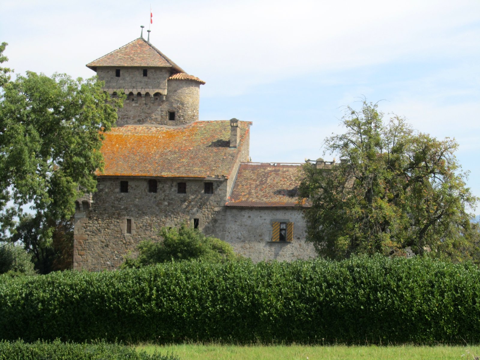 Château d'Avully en Haute Savoie | France - Brenthonne | Secret World Trip Planner