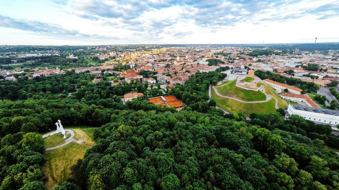 ヴィリニュスと三つの十字架の丘 — Vilnius