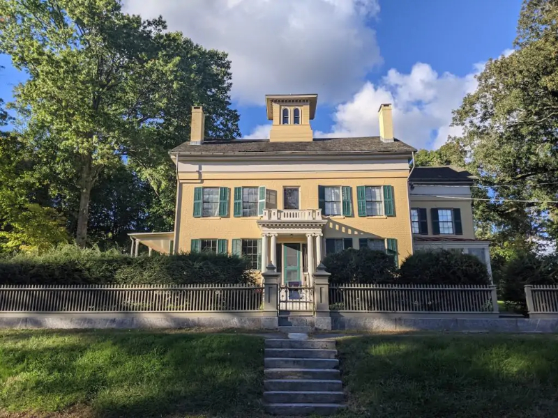 Musée Emily Dickinson-Amherst, MA - Amherst | Secret World Trip Planner