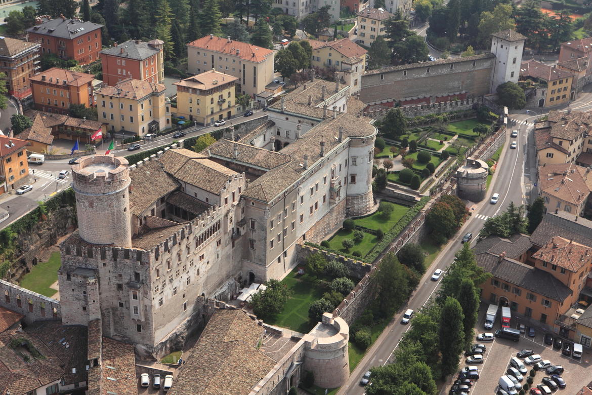 Kasteel Van Buonconsiglio - Trento | Secret World Trip Planner