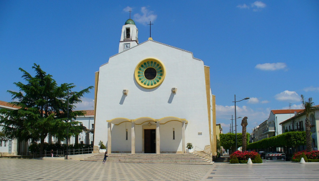 Kerk van Maria Santissima del Ponte - Policoro | Secret World Trip Planner