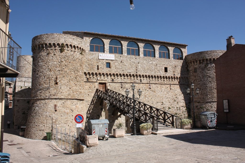 Schloss von Civitacampomarano - Civitacampomarano | Secret World Trip Planner