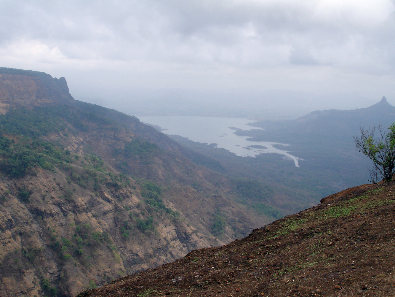 Panorama Point, the most exciting viewpoint in Matheran — Matheran