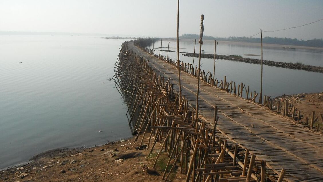 Koh Pen Bridge, a bamboo bridge — Krong Kampong Cham