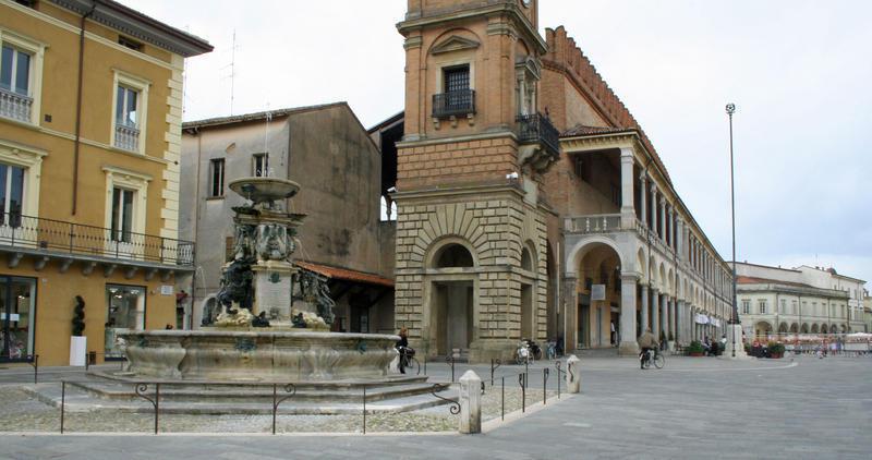 Vrijheidsplein - Faenza | Secret World Trip Planner