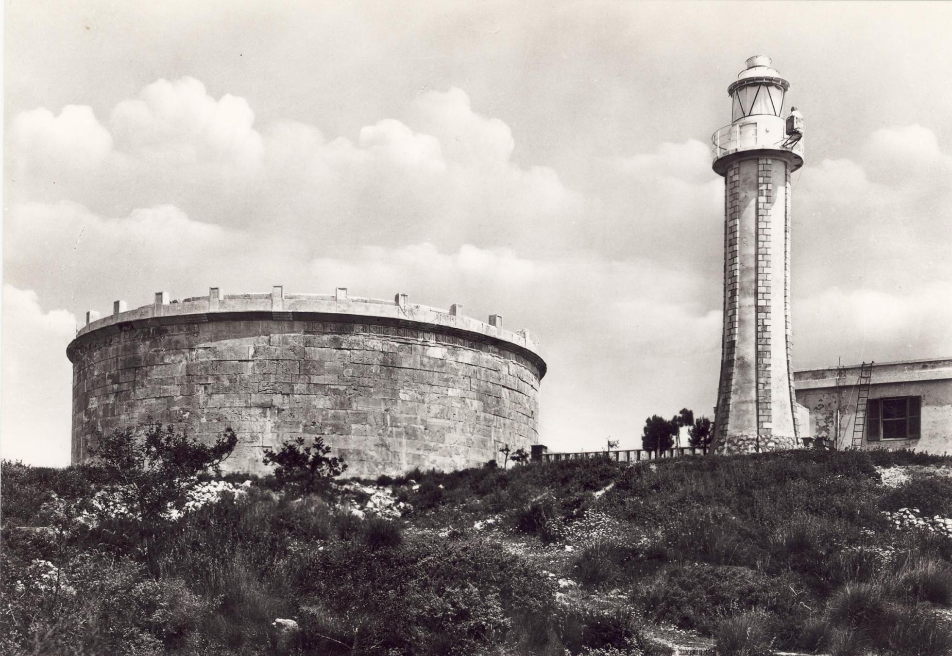 Mausolée de Lucius Munazio Plancus - Gaeta | Secret World Trip Planner