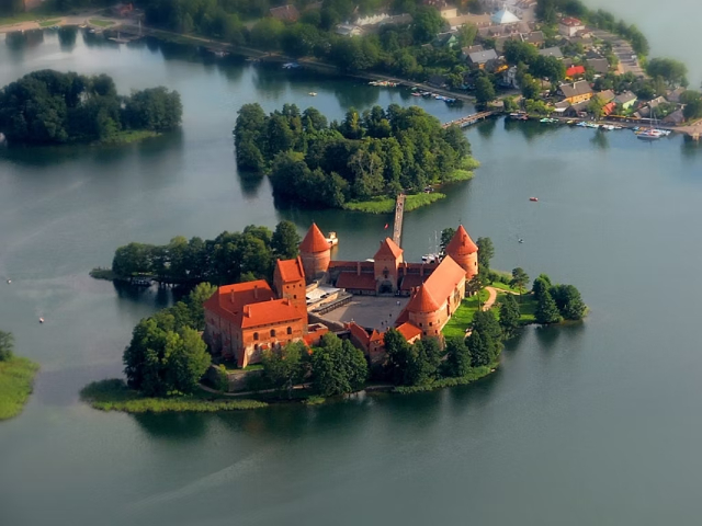 Тракайский островной замок - Trakai | Secret World Trip Planner